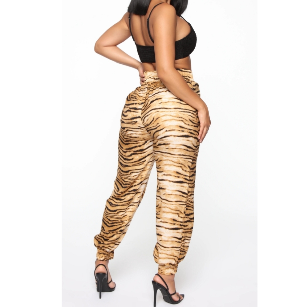 FASHION NOVA PANTS